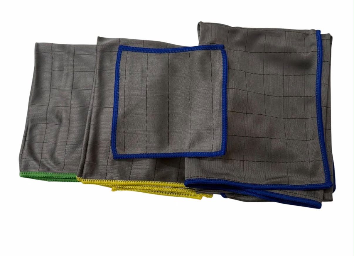 Panni in Carbonio – Kit 6 pezzi Bifronte Ultrafibra + Carbonio Lucida